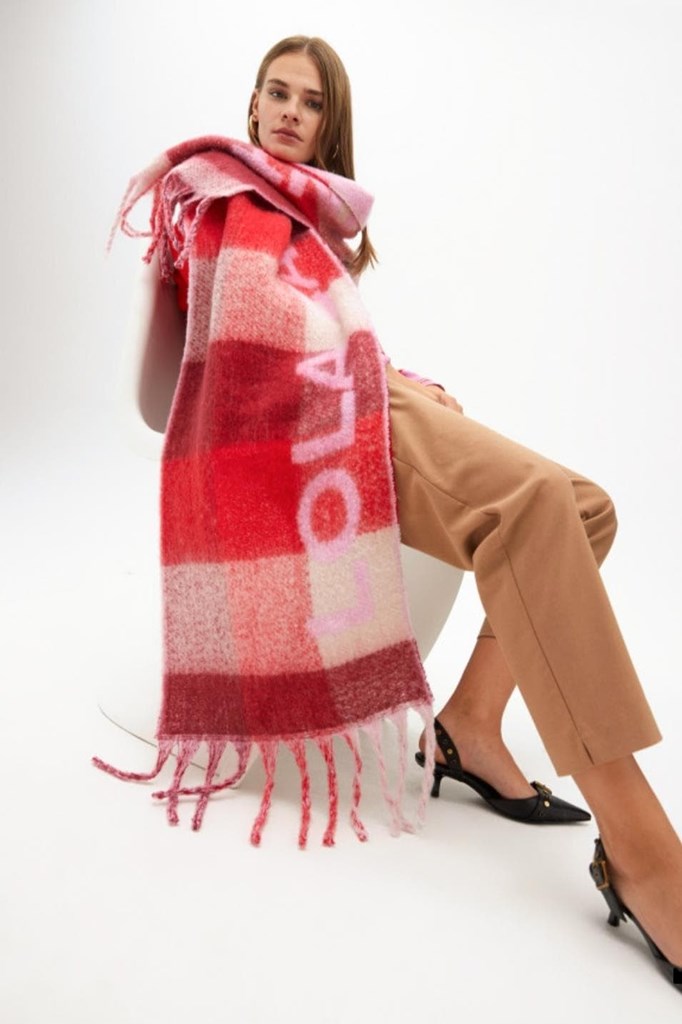 Foto 1 Bufanda Lola Casdemunt 