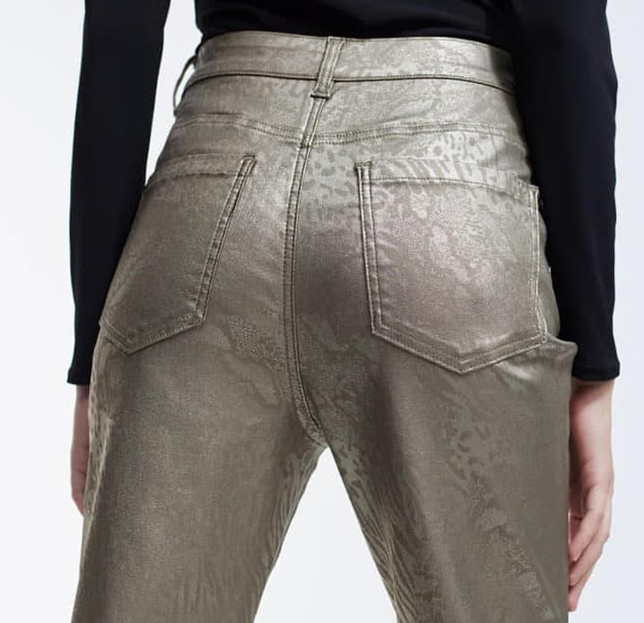 Pantalones y faldas con estilo en Ferrol